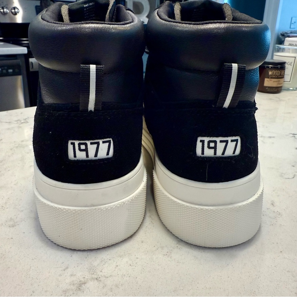 Le Tigre Midtown Hightop Black and White Shoe Size 8.5 - Picture 6 of 12